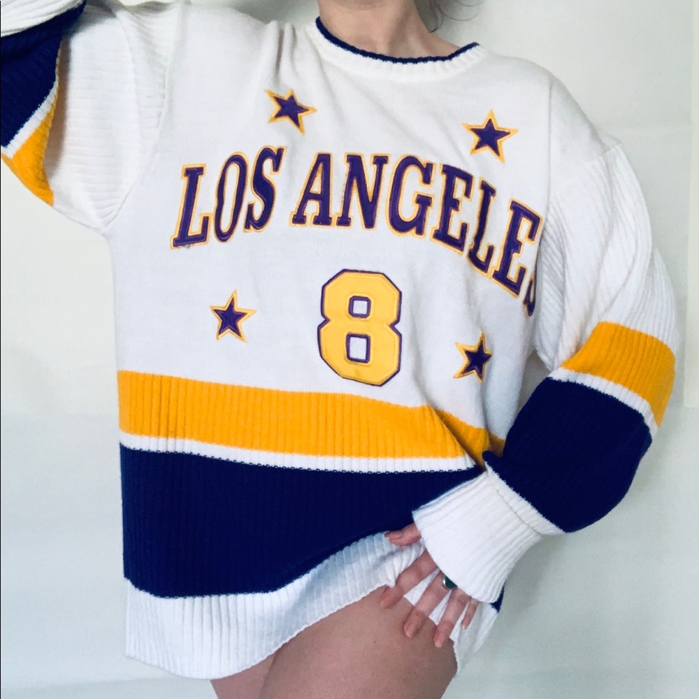💫💜VINTAGE//LAKERS SWEATER💜💫